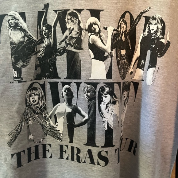 Taylor swift crew neck - Picture 2 of 4